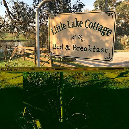 Little Lake Cottage Nyora Exterior foto