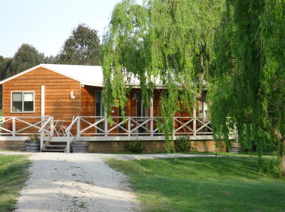 Little Lake Cottage Nyora Exterior foto