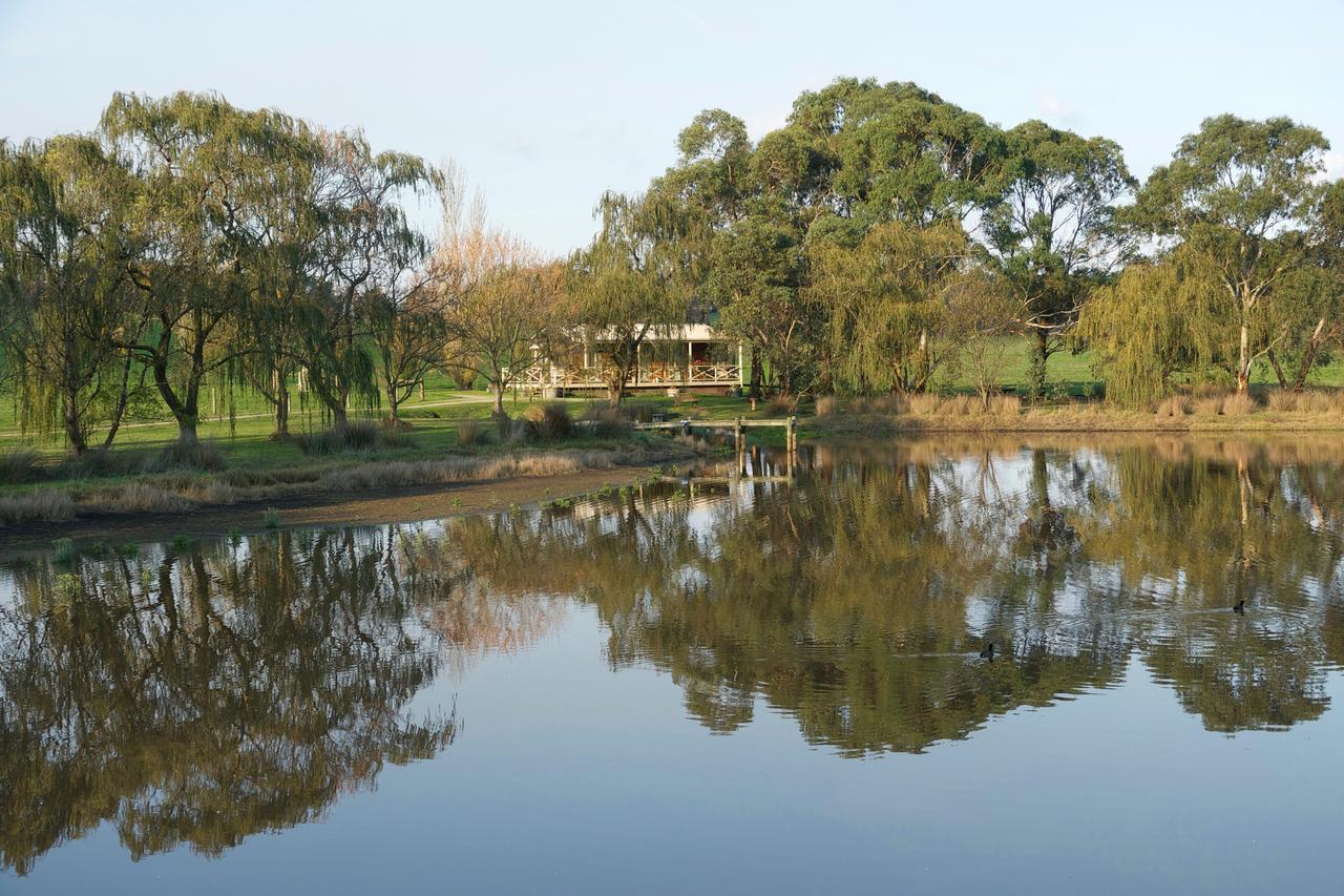 Little Lake Cottage Nyora Exterior foto